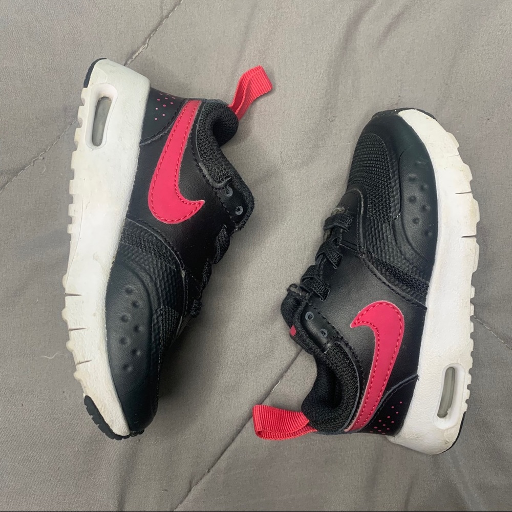 Nike AirMax 90 Toddler 6C Black/Pink